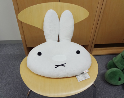 miffy styleミッフィー顔型円座クッション