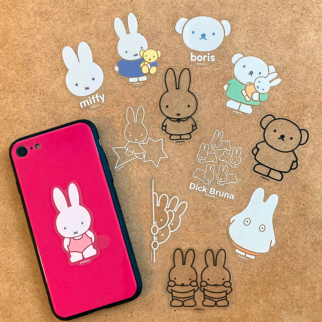 クリアステッカー(アイピーフォー）｜グッズ情報｜dickbruna.jp