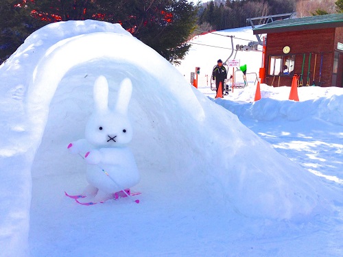 かたしな高原ミッフィー雪像