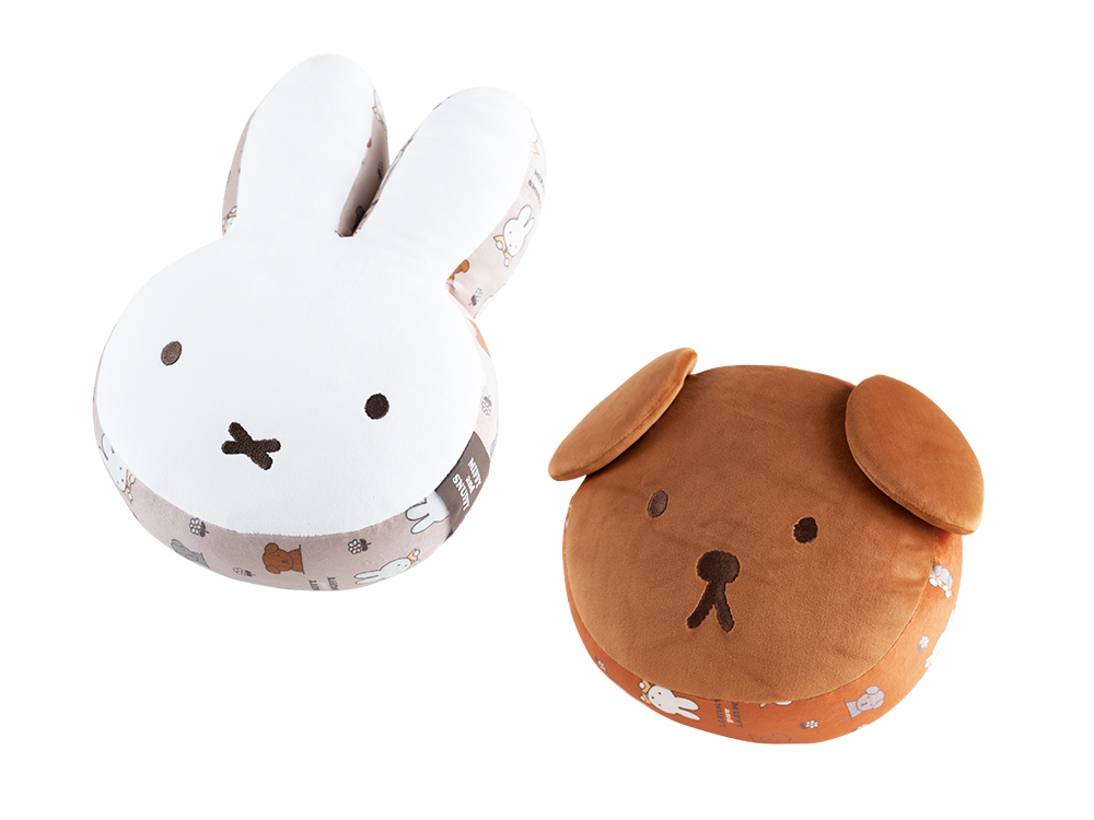 「MIFFY and SNUFFY フェイスクッション」（タカラトミーアーツ）