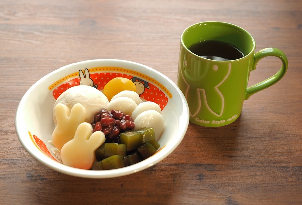 HTBナインチェカフェ